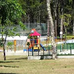 Orbitur Valado Bungalows Caravan Park 3* Nazare