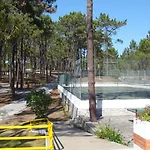 Orbitur Valado Bungalows Caravan Park 3* Nazare