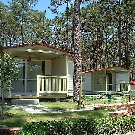 Orbitur Valado Bungalows Caravan Park Hotell