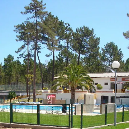 Orbitur Valado Bungalows Caravan Park 3*