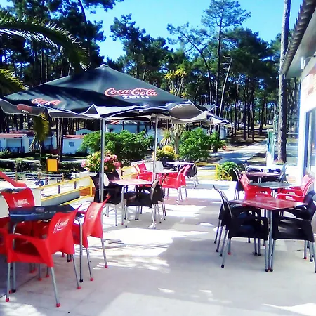 Orbitur Valado Bungalows Caravan Park Отель