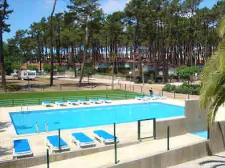 Отель Orbitur Valado Bungalows Caravan Park